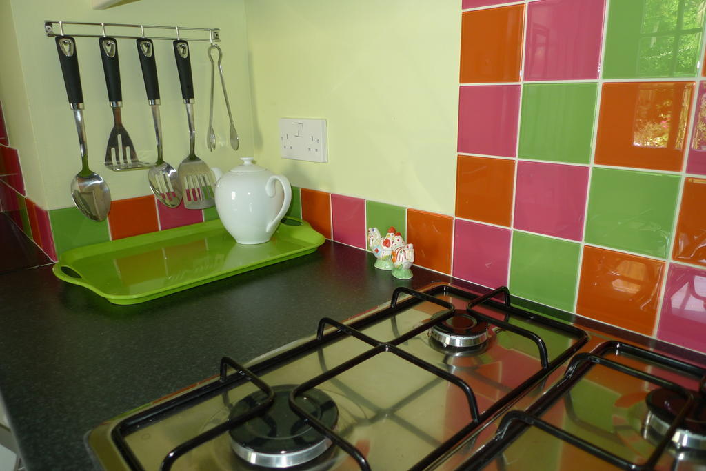 Courtyard Cottage Нерсборо Номер фото
